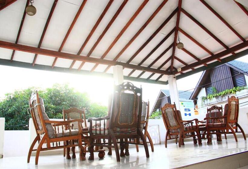 Номер Deluxe, Shanith Guesthouse Negombo