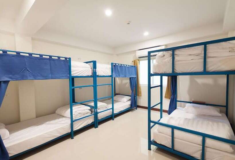 Cama em Quarto Compartilhado, Happy Hostel