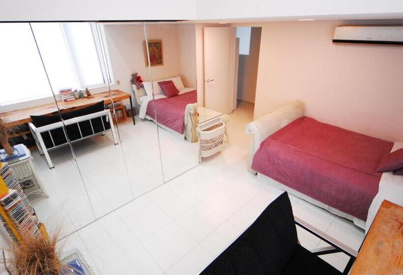 Номер Стандарт, Motif No.1 Guest House