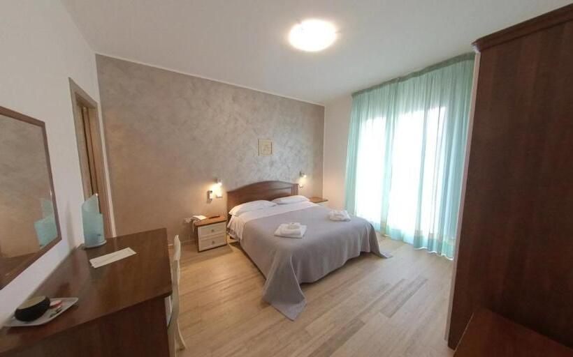 Quarto Estandar, Albergo Perseo