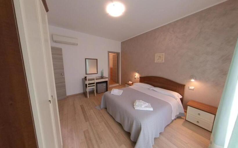 Номер Стандарт, Albergo Perseo