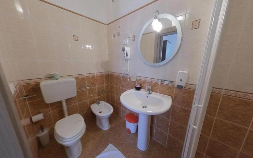 Quarto Estandar, Albergo Perseo