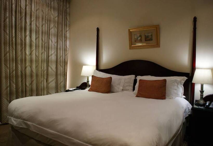 Quarto Deluxe, Kievits Kroon Gauteng Wine Estate