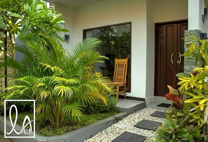 Апартаменты 1 Спальня, La House Apartment