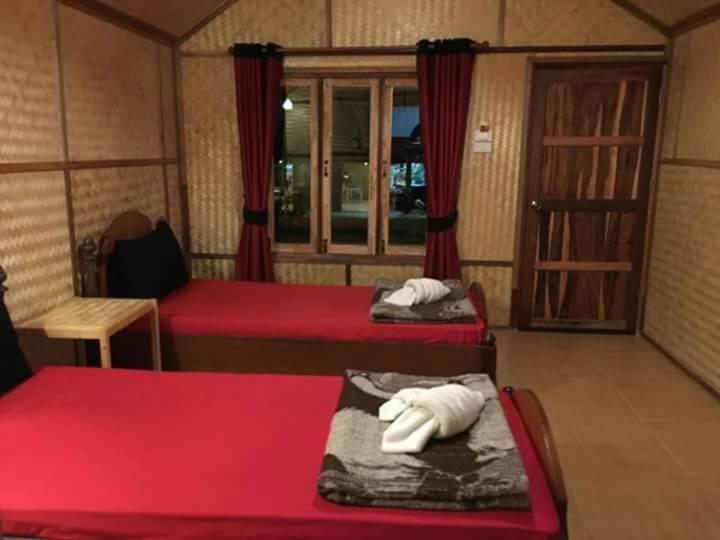 كابينة, Bamboo House Resort