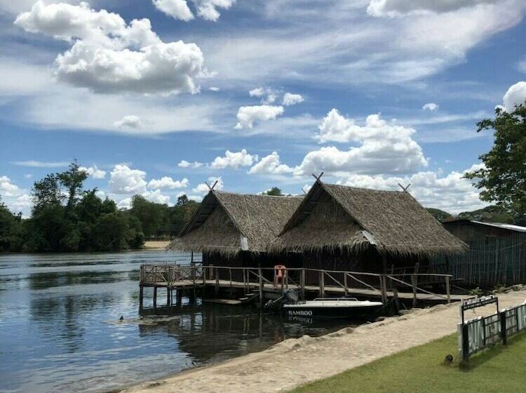 غرفة قياسية, Bamboo House Resort