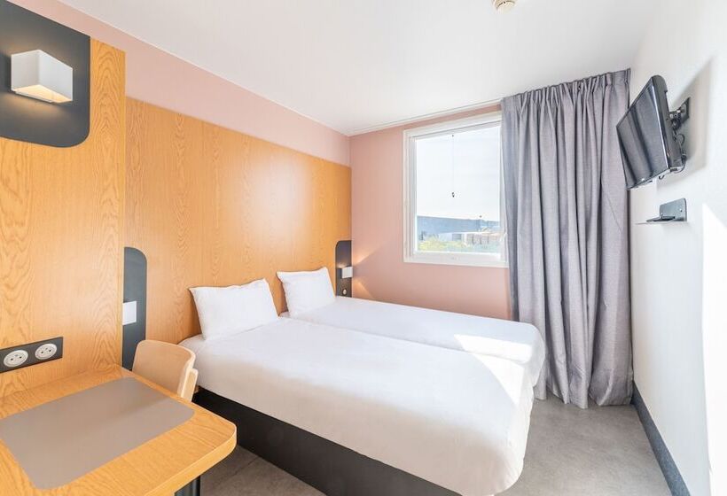 Номер Стандарт, B&b Hotel Lieusaint Carré Sénart