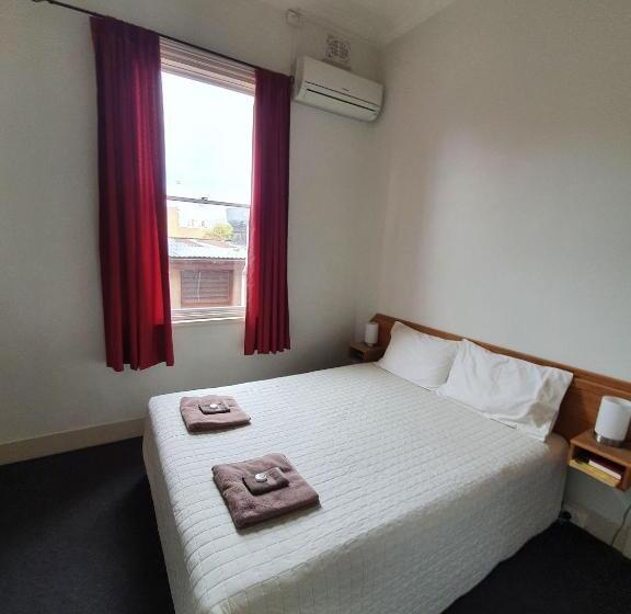 Номер Стандарт, Empire Hotel Goulburn
