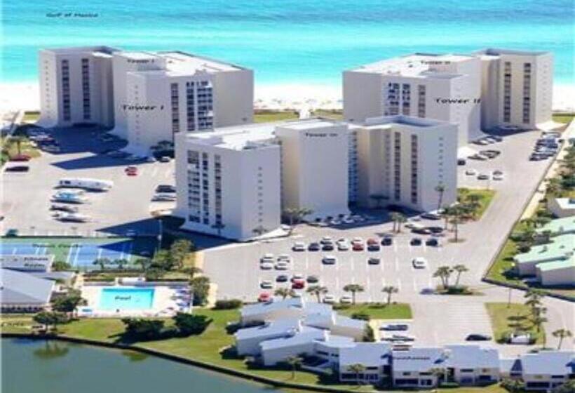 דירת שני חדרים, Shoreline Towers 3104
