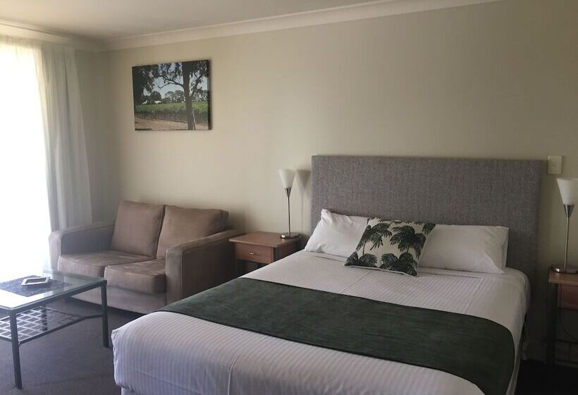 디럭스 스위트, Alexander Cameron Suites