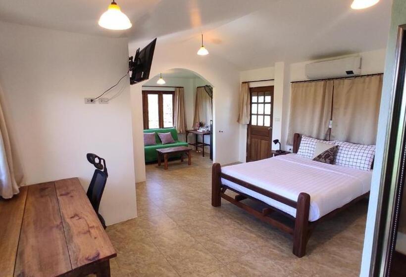 اتاق سوپریور, Country Retreat