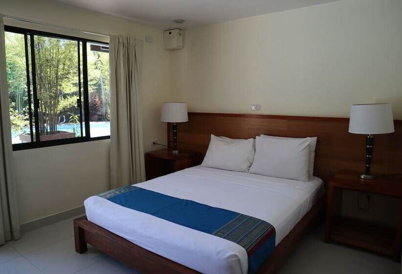 デラックスルーム, Domicilio Lorenzo