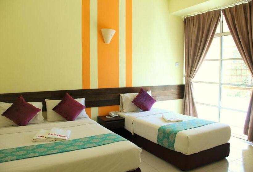 Семейный Номер, Sun Inns Rest House Kuantan