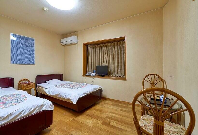 Номер Стандарт Совместная Ванная, Shinwaka Lodge