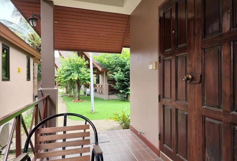 חדר סטנדרט עם מרפסת, Laor Resort