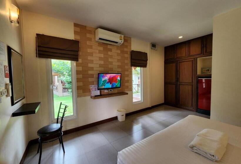 חדר סטנדרט עם מרפסת, Laor Resort