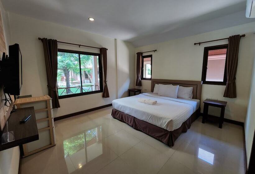 בונגלו סטנדרט 2 חדרי שינה, Laor Resort