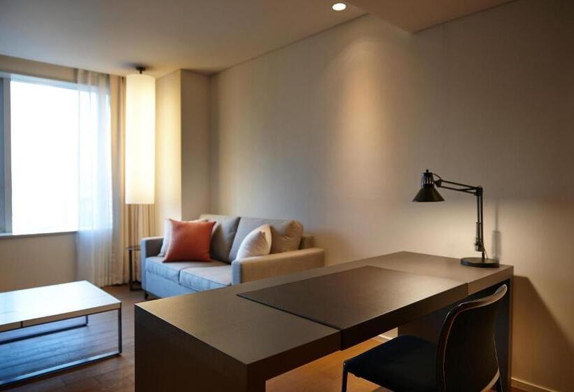 デラックスルーム, Shilla Stay Gwanghwamun Myeongdong