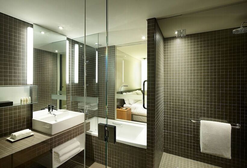 デラックスルーム, Shilla Stay Gwanghwamun Myeongdong