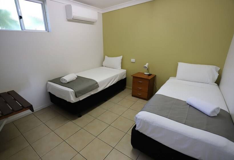 Номер Стандарт Трехместный, Tropic Coast Motel