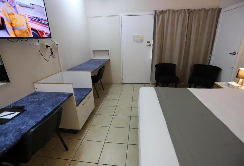 Студия Deluxe, Tropic Coast Motel