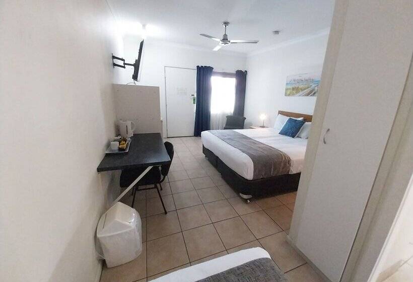 Номер Deluxe, Tropic Coast Motel
