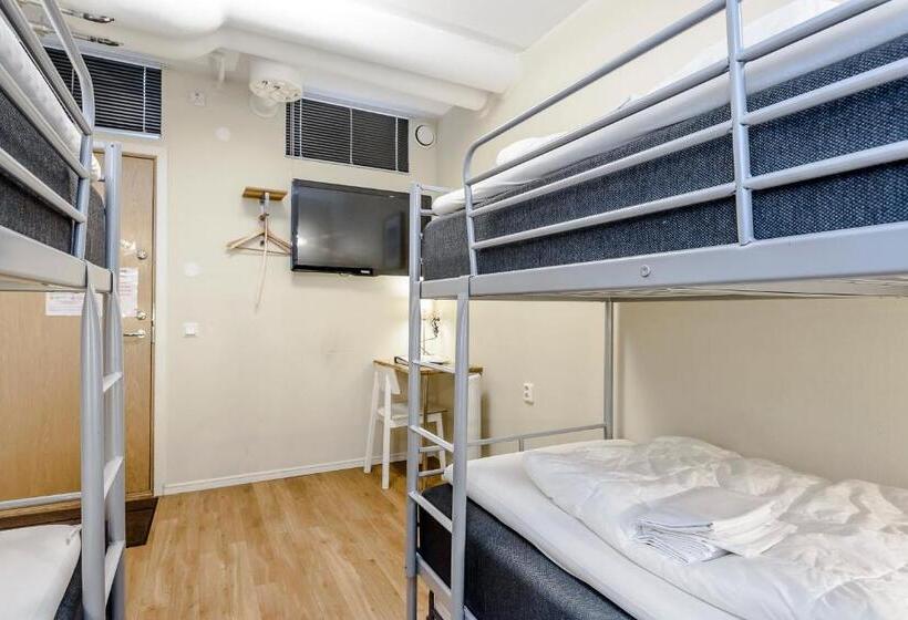 스탠다드 4인용 룸 공용 욕실, City Hostel