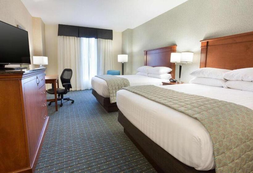 Номер Deluxe, Drury Inn & Suites Grand Rapids