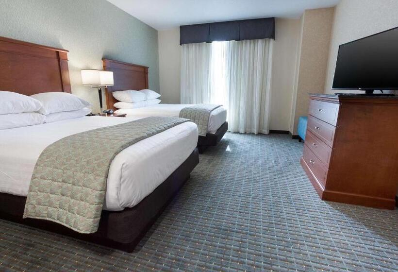 Люкс Адаптированный для Инвалидов, Drury Inn & Suites Grand Rapids