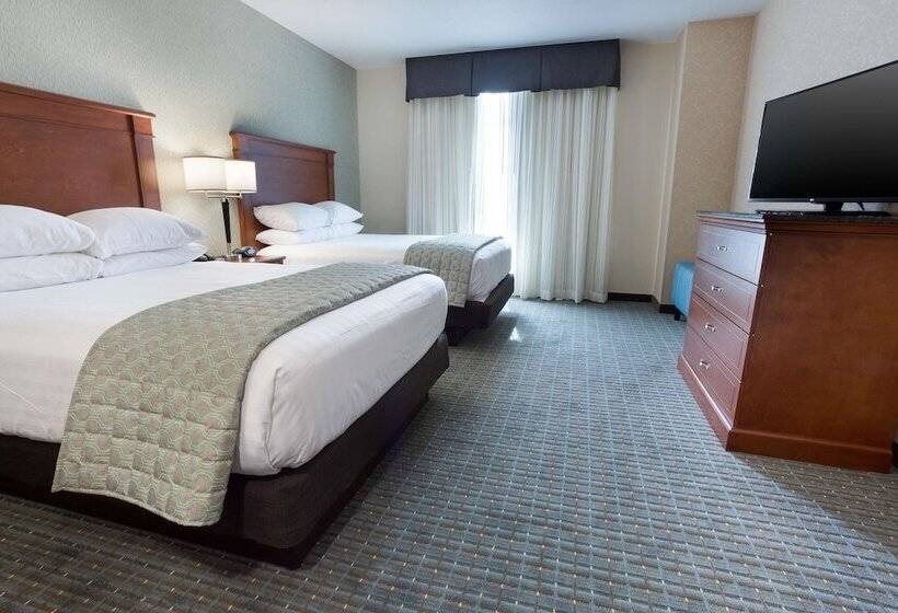 Люкс Адаптированный для Инвалидов, Drury Inn & Suites Grand Rapids