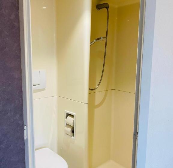 Номер Стандарт Трехместный, Ibis Budget Caen Centre Gare