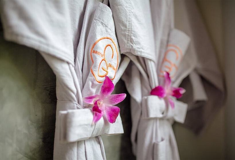 בקתה דלוקס, Secret Garden Beach Resort