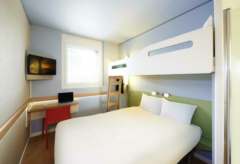 Номер Стандарт Трехместный, Ibis Budget Courbevoie Paris La Défense