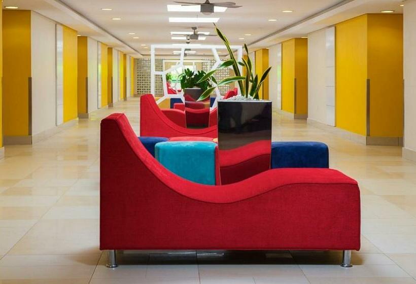 سوئیت با بالکن, Park Inn By Radisson Abeokuta
