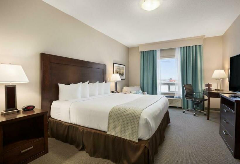 장애인을 위한 킹사이즈 침대 스탠다드 룸, Ramada By Wyndham Emerald Park/regina East
