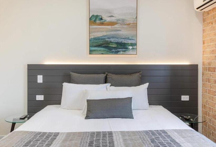 침실 2개 아파트, Coopers Colonial Motel