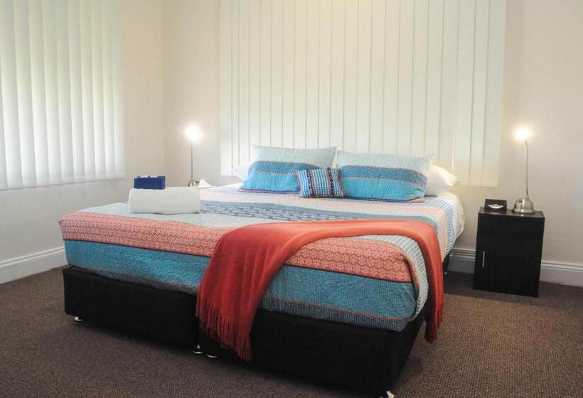 ３ベッドルームハウス, Dubbo Rsl Club Motel
