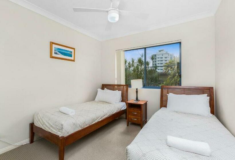 Апартаменты 2 спальни Вид на Сад, Bella Mare Coolangatta Beachside Apartments