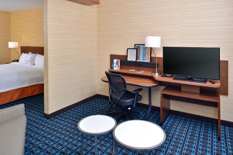 Люкс Кровать Кинг, Fairfield Inn & Suites By Marriott Sacramento Airport Woodland
