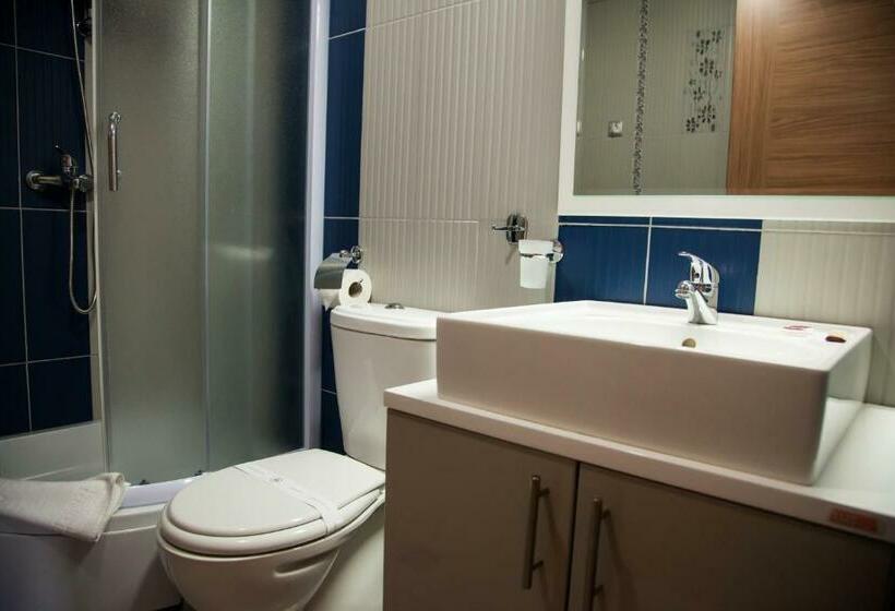 اتاق لوکس با چشم‌انداز دریاچه, Park Lakeside Ohrid