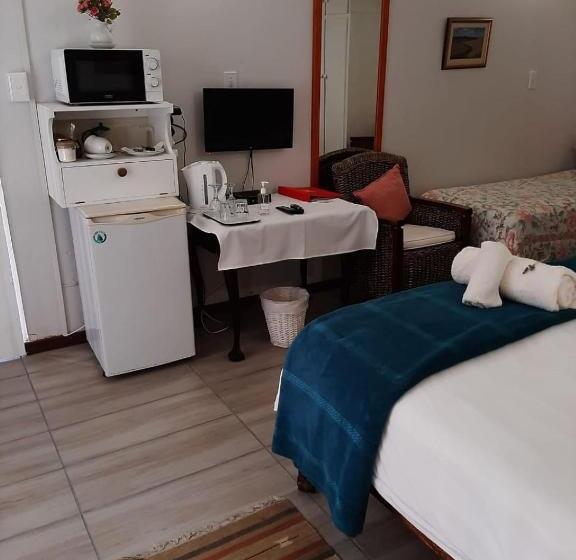 Трехместный Номер Классика, Whale Watchers Inn