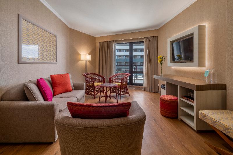 스위트 킹사이즈 침대, Holiday Inn Express & Suites Rock Falls, An Ihg