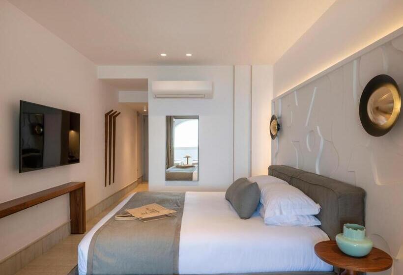 سوئیت جونیور با چشم‌انداز, Santo Pure Oia Suites & Villas