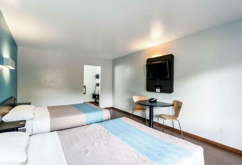 Номер Стандарт, Motel 6missoula, Mt  University