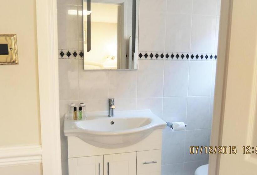 Номер Стандарт, Hunters Lodge Guest House