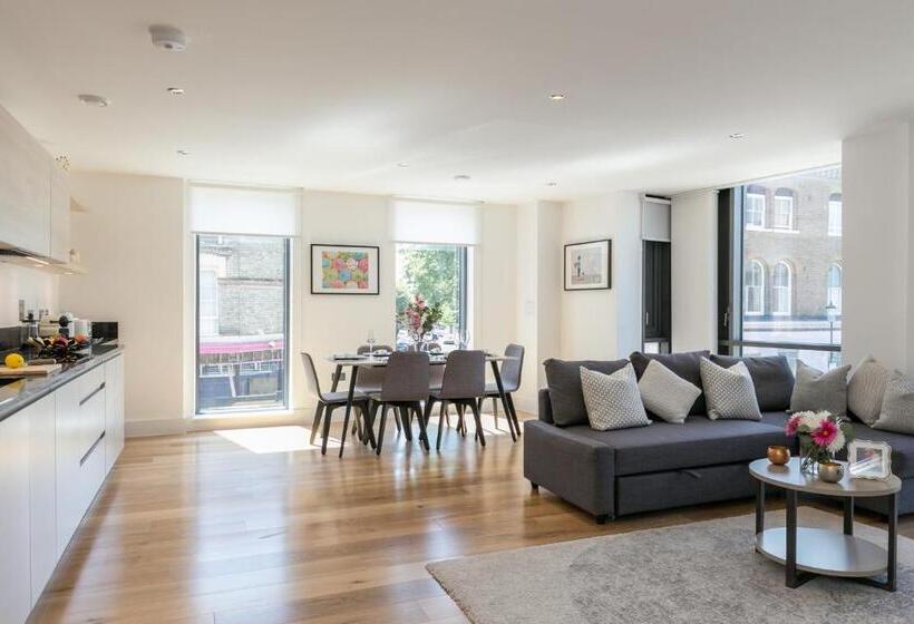 آپارتمان لوکس 2 خوابه, Bright Portobello Apt With Floor To Ceiling Views