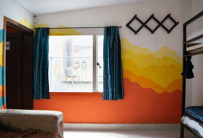 Cama em Quarto Compartilhado, Casa Mood Usaquen