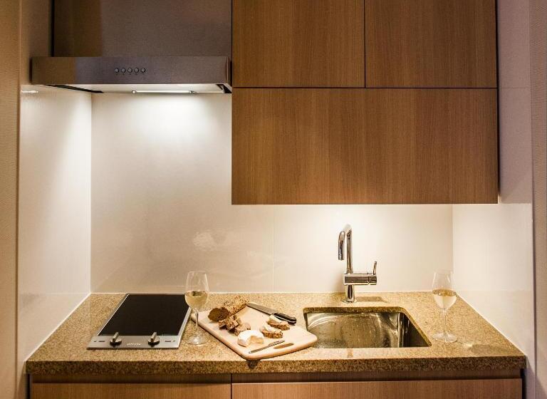 سوییت لوکس, Chalet Ivy Hirafu, Niseko