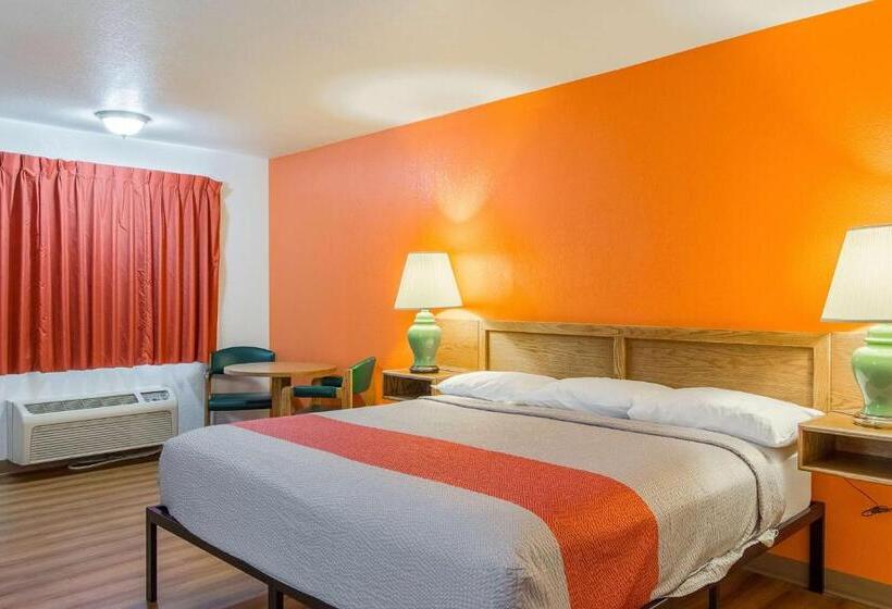 Номер Стандарт, Motel 6 Madras, Or