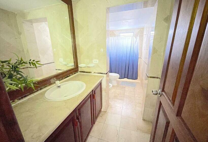 آپارتمان 1 خوابه با چشم‌انداز استخر, Oceanfront & Garden View Villas Hotel Wifi Bbq Parking Los Corales Beach Club & Spa